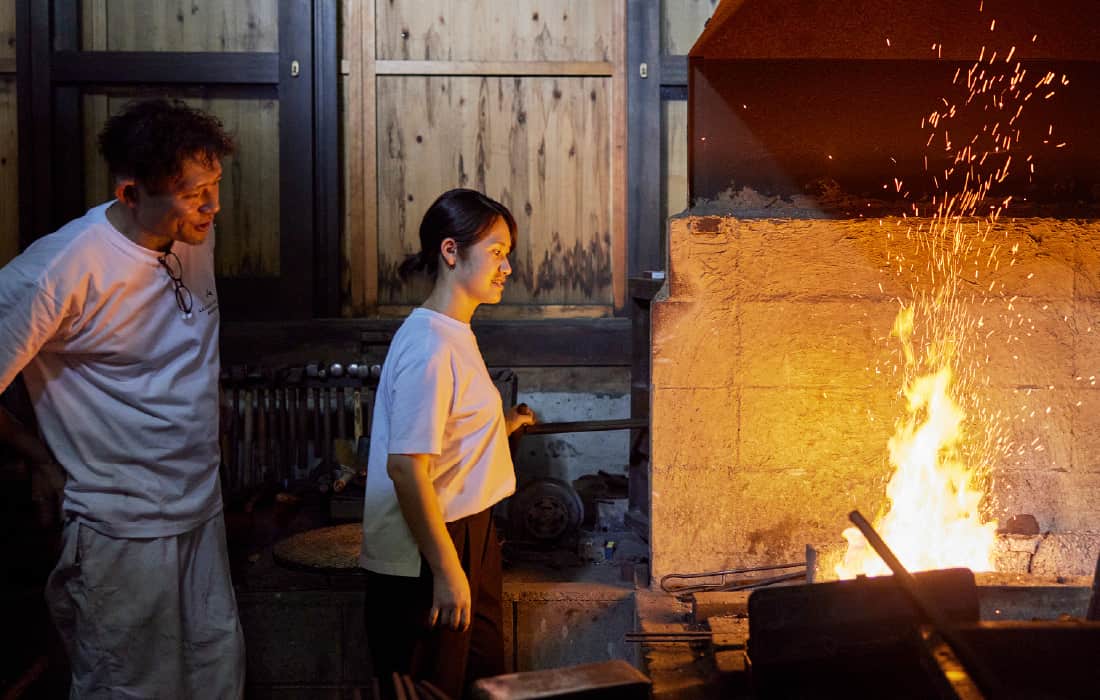 鍛冶屋体験の様子